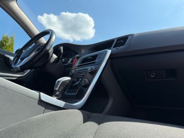 Volvo V60 - 10