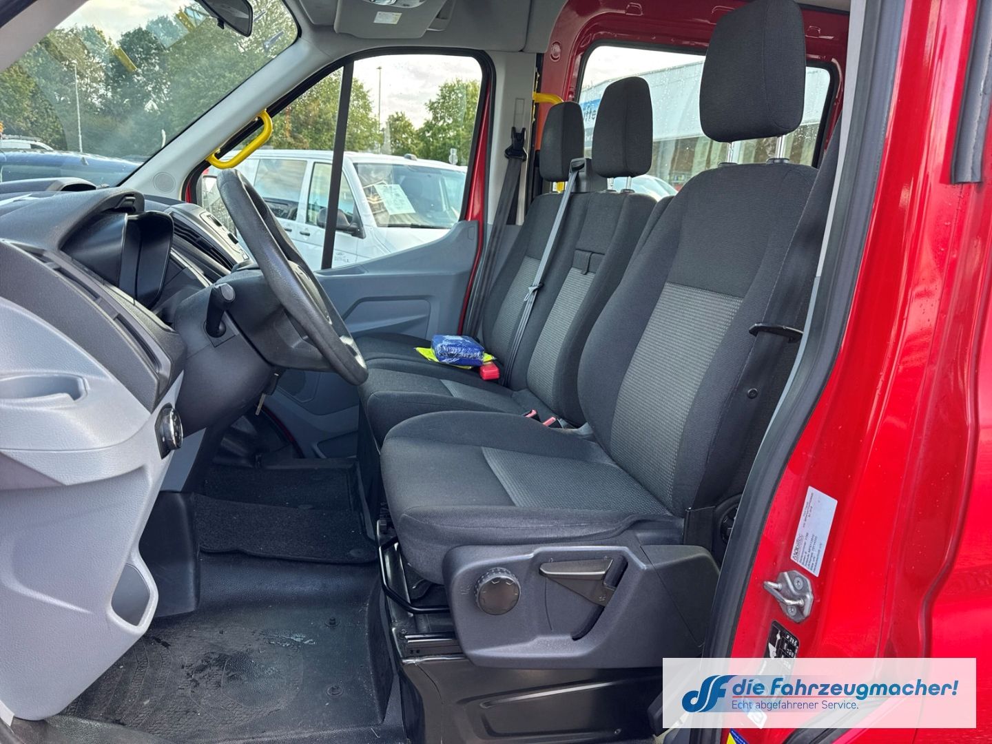 Fahrzeugabbildung Ford Transit Kombi 350 L3 2.2 TDCi DPF *2495 *KLIMA *