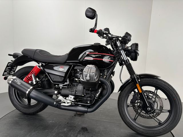Moto Guzzi V7 IV STONE SPECIAL EDITION *ARROW *NEUWERTIG