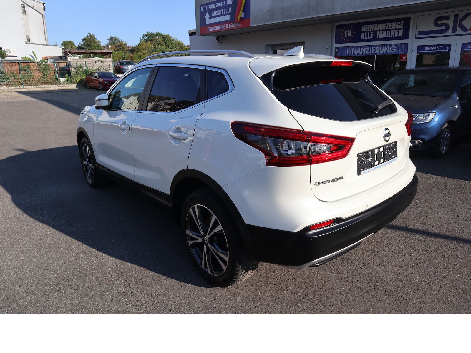 Fahrzeugabbildung Nissan Qashqai N-Connecta Navi Tempo Scheckheftgepflegt