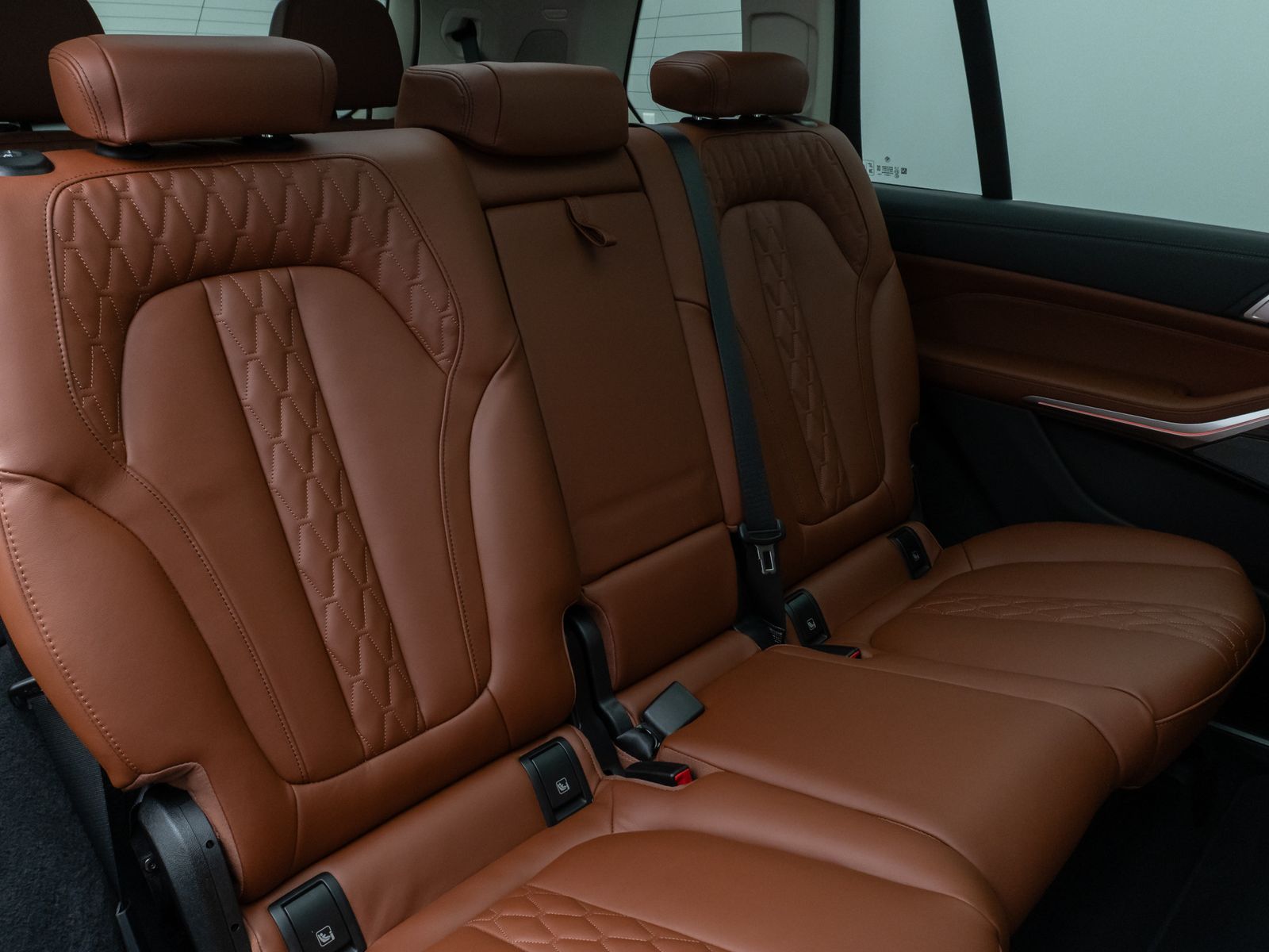 Fahrzeugabbildung BMW X7 xD40d Panorama 360°HUD DAB H/K Massage SoftCl