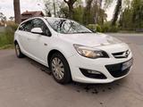 Opel Astra J Sports Tourer Edition, LPG - Opel Astra mit LPG-Antrieb: Tourer Sports