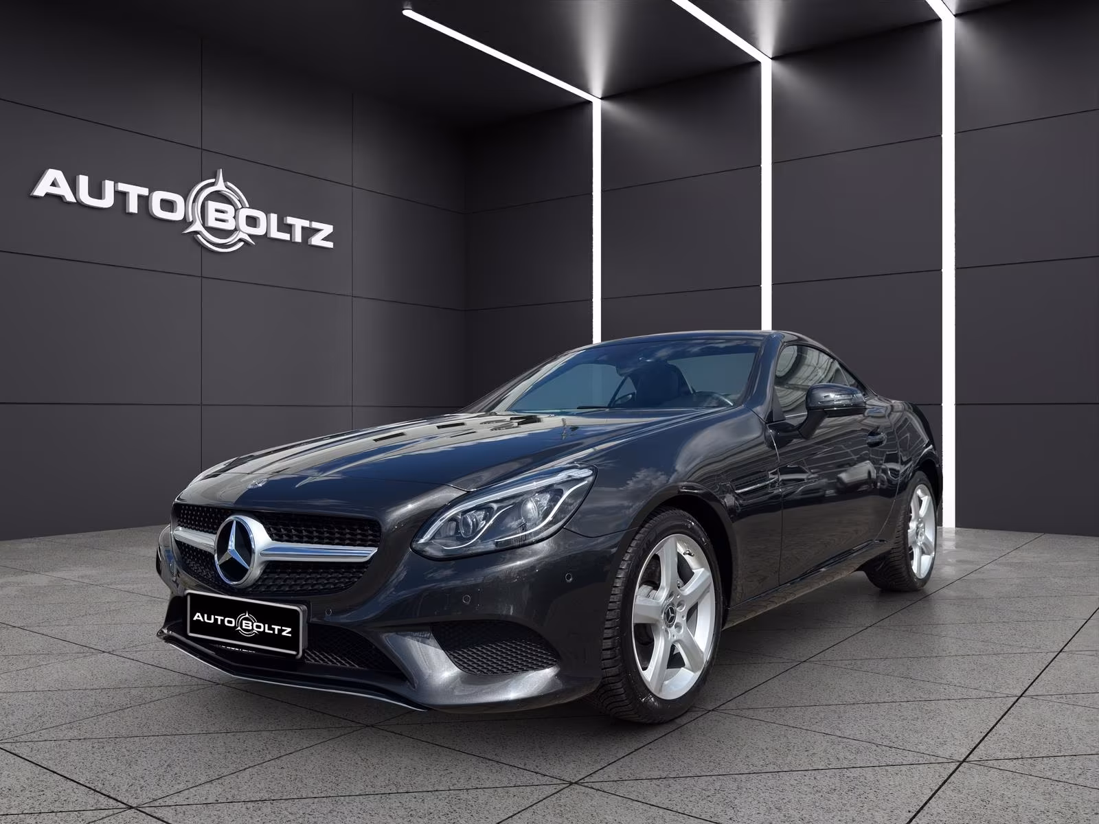 Mercedes-Benz SLC 200 CGI Pano Klimaa. Kamera Totw.