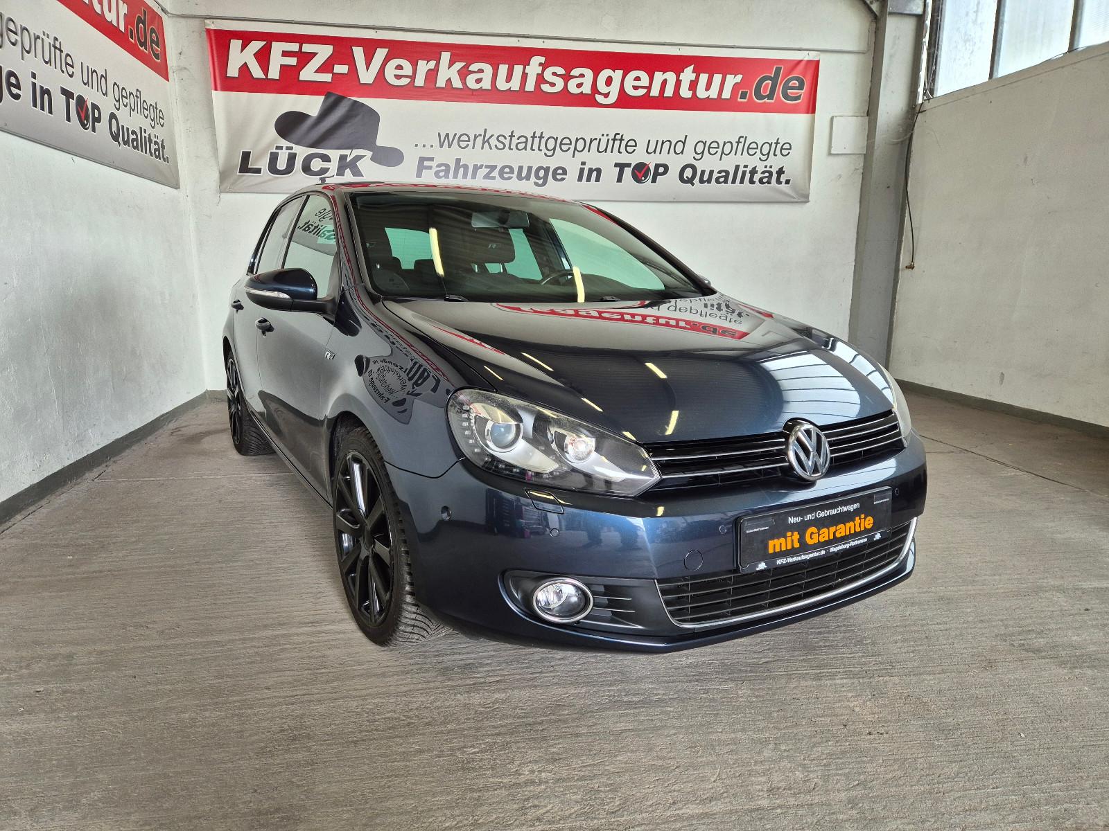 Volkswagen Golf VI Highline, R-Line-Paket Interieur Plus