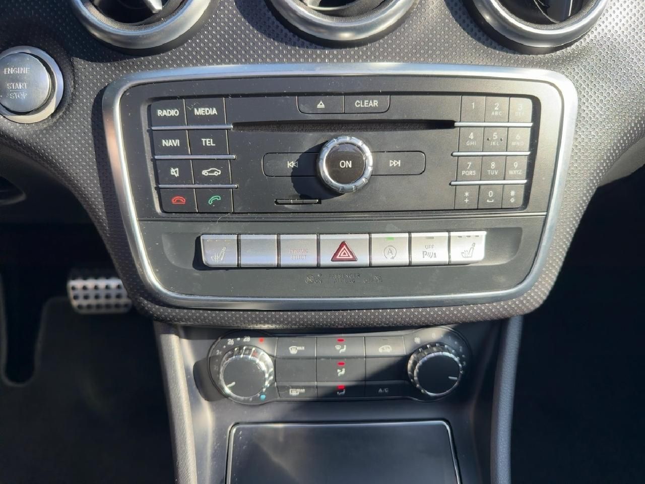 Fahrzeugabbildung Mercedes-Benz A 250 AMG Line 4Matic*Pano*Night Paket*RFK