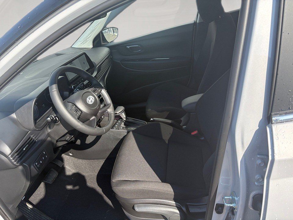 Fahrzeugabbildung Hyundai i20 1.0T 90PS DCT Prime Dachlackierung