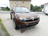 Dacia Duster Laureate 4x4 Allrad Anhängerkupplung HU A - gebrauchte Dacia Duster aus dem Jahr 2012