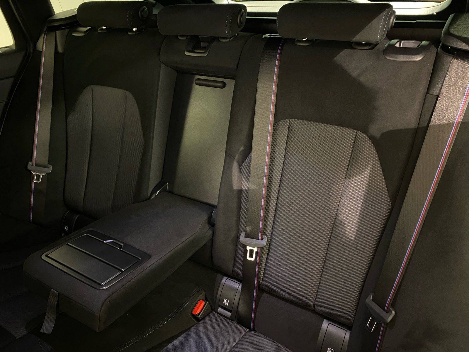 BMW 330 - Bild 13