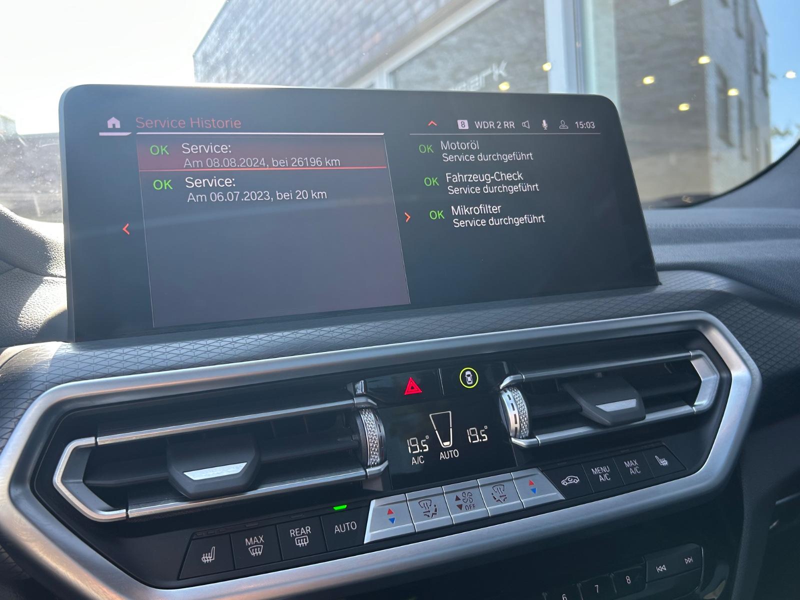 BMW X3 xDrive 20d M Sport PANO LASER ACC HUD AHK 20" — 35