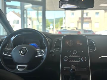 Renault Scenic - 6