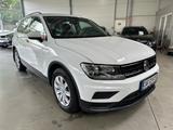 Volkswagen Tiguan Trendline BMT PDC|Navi|AHK|1.Hand - Volkswagen Tiguan: Trendline