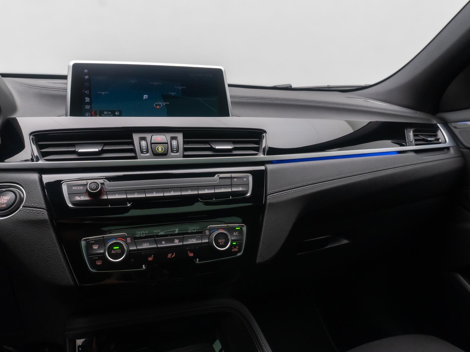 BMW X2 sD18i Sport HiFi Kamera DAB Panorama 18Zoll, миниатюра 21