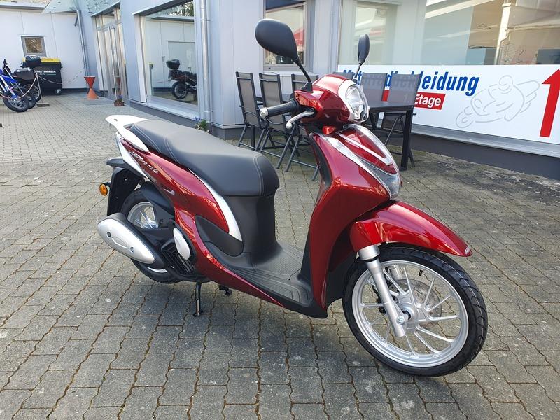 Honda SH Mode 125 0KM mit Tageszulassung