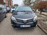 Toyota Avensis Combi 2,0-l-D-4D Edition Edition - gebrauchte Toyota Avensis aus dem Jahr 2014