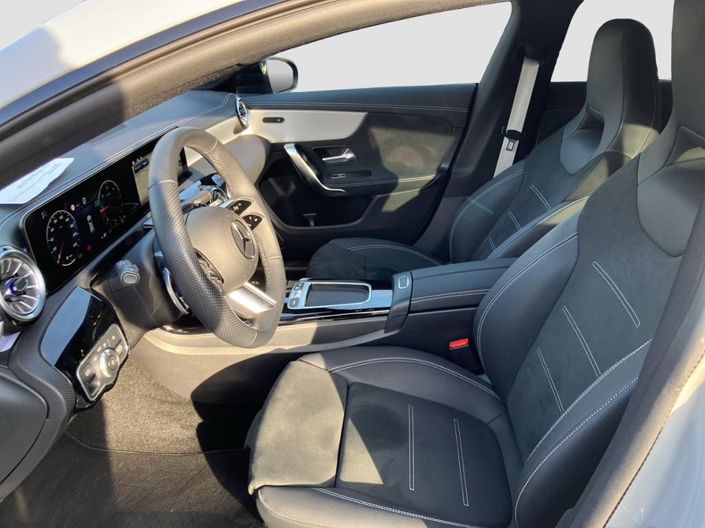 Fahrzeugabbildung Mercedes-Benz CLA 200 d SB AMG*Night*PDC*LED*SpurH