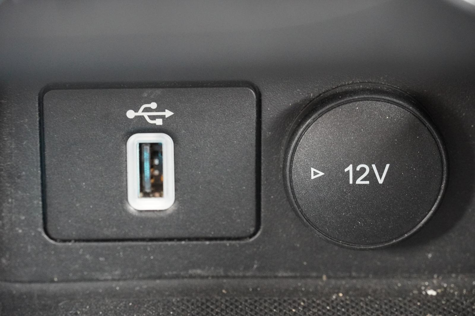 Ford Focus Turnier 2.3 EcoBoost ST LED Navi DAB PDC