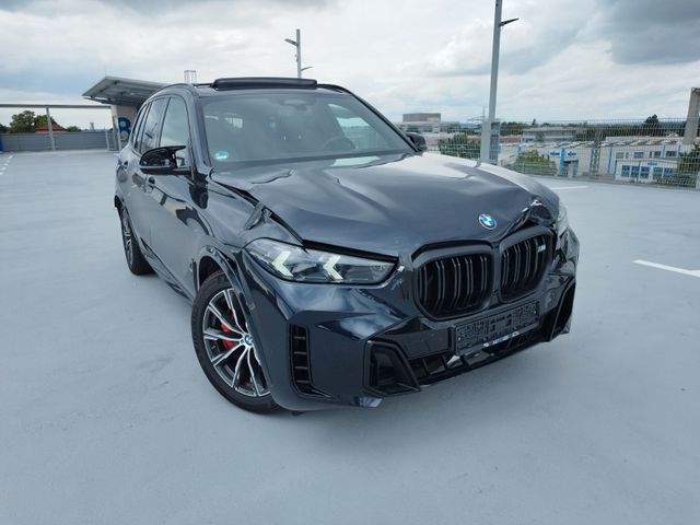 BMW X5 M60i Pano/2AchsLuft/Integral/StHz/AHK/NP141`