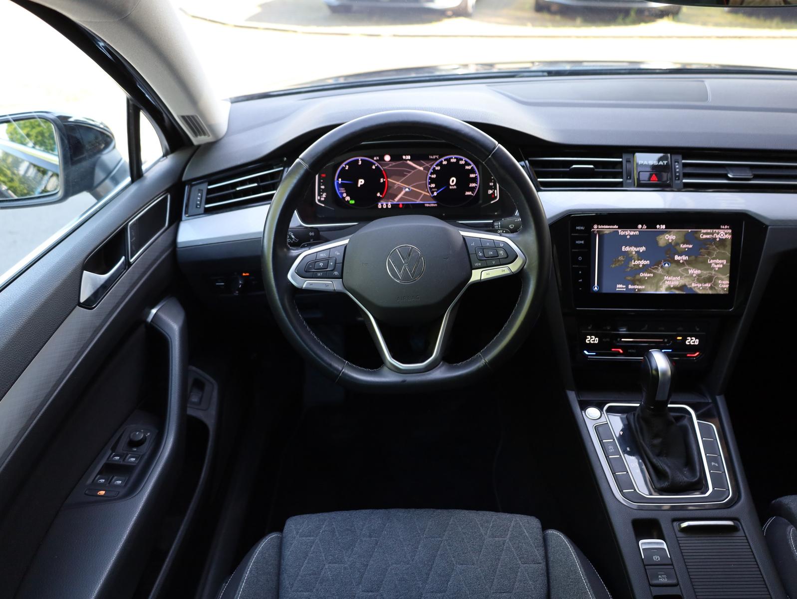 Volkswagen Passat R-Line 2.0TDI*CAM*Virtual*AHK*18", миниатюра 18
