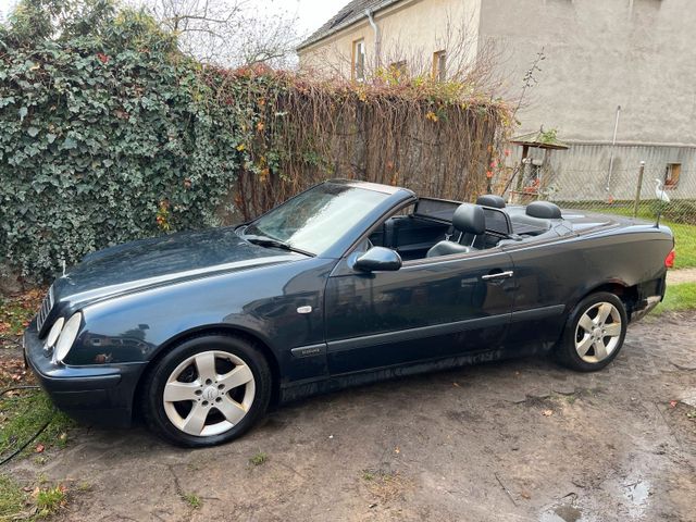 Mercedes-Benz Mercedes CLK 320 Cabrio W208