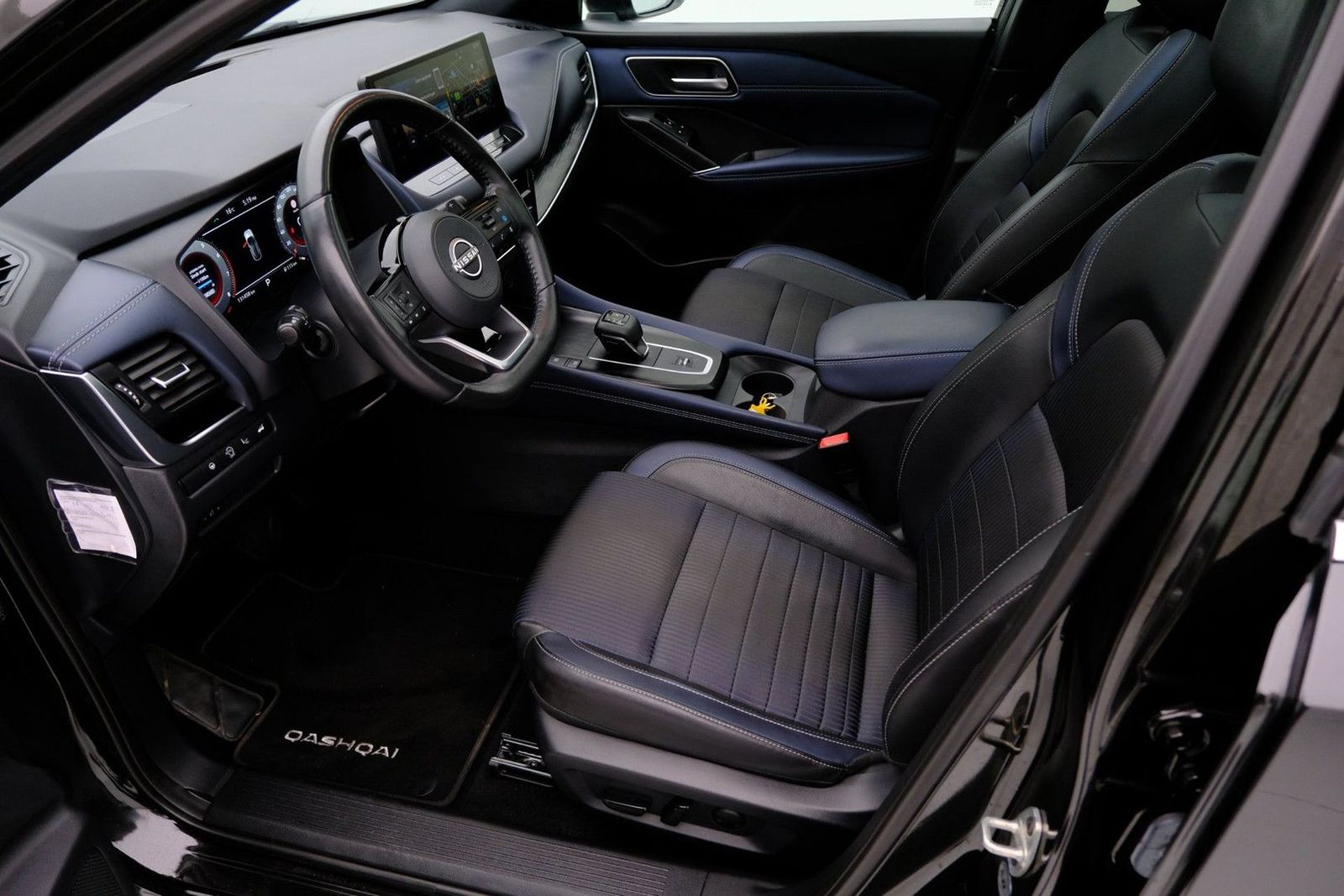 Nissan Qashqai 1.3 MHEV Xtronic Business Premium Aut. P imagem 2