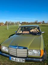 Mercedes-Benz 200 W123 - Mercedes-Benz 200: W123