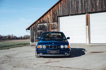 صورة مصغرة 11 لـ 1992 BMW M5