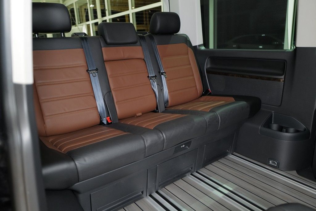 Volkswagen T6 Multivan 2.0TDI DSG Highline AHK RKam 7.Sitz  foto 6