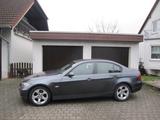 BMW 320i E90 Limousine Automatik 17"-LM/Xenon!!! - BMW 320 Limousine 320i e90 mit Benzin-Antrieb