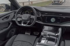 Audi Q8 – 15 / 30