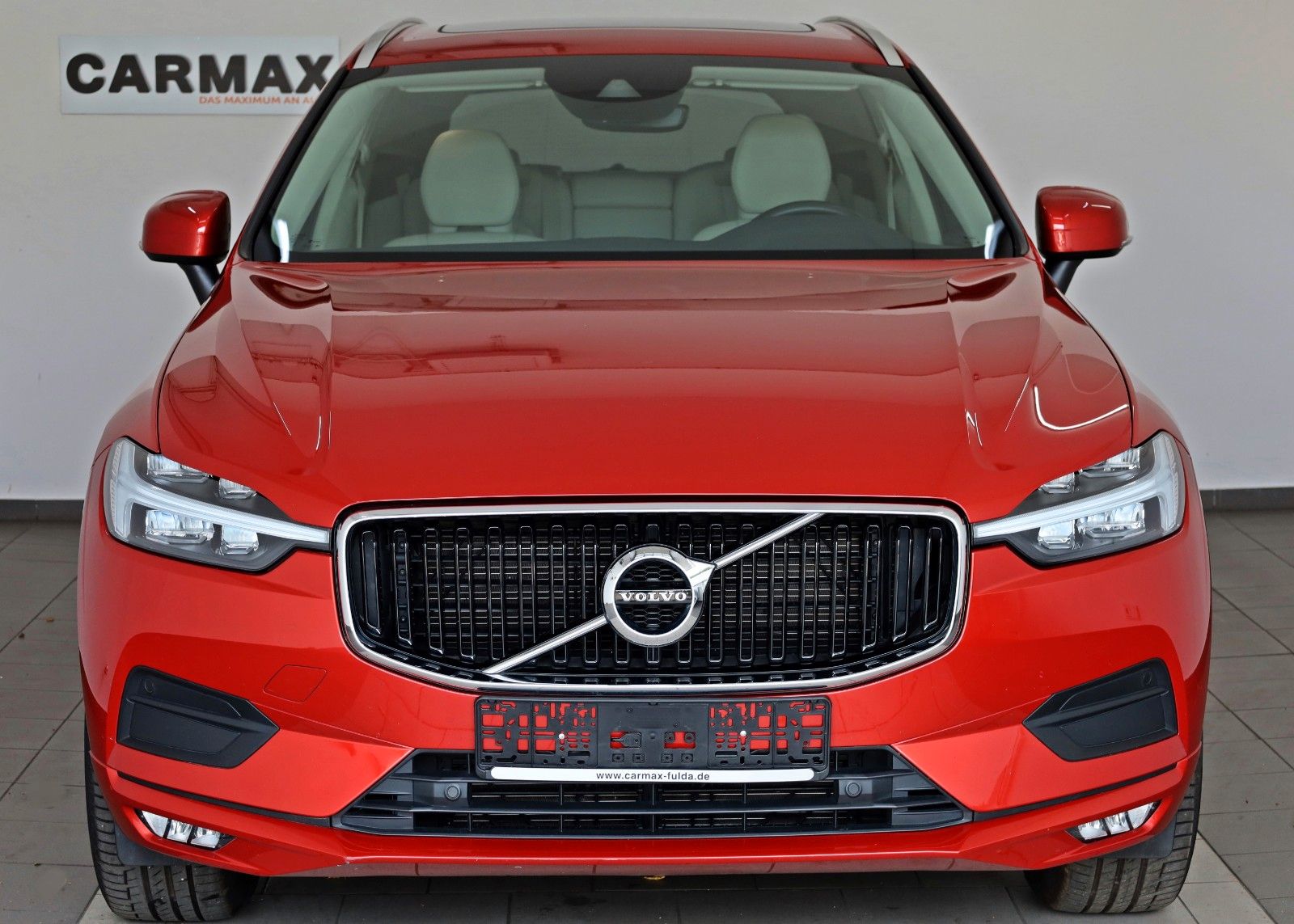 Fahrzeugabbildung Volvo XC60 Momentum Pro,Leder,Navi,LED,SH,Pano.,AHK+WR