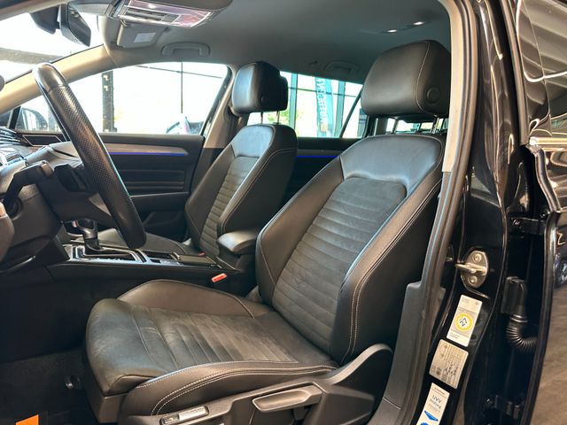 Volkswagen Passat GTE *Keyless*SitzHZ(VH)*3-Zonen*Massage*