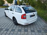 Skoda Octavia 1.6 TDI Classic Combi-1Hd-TÜV05/27 - Skoda Octavia aus 2012 mit Diesel-Antrieb: Kombi, 1.6