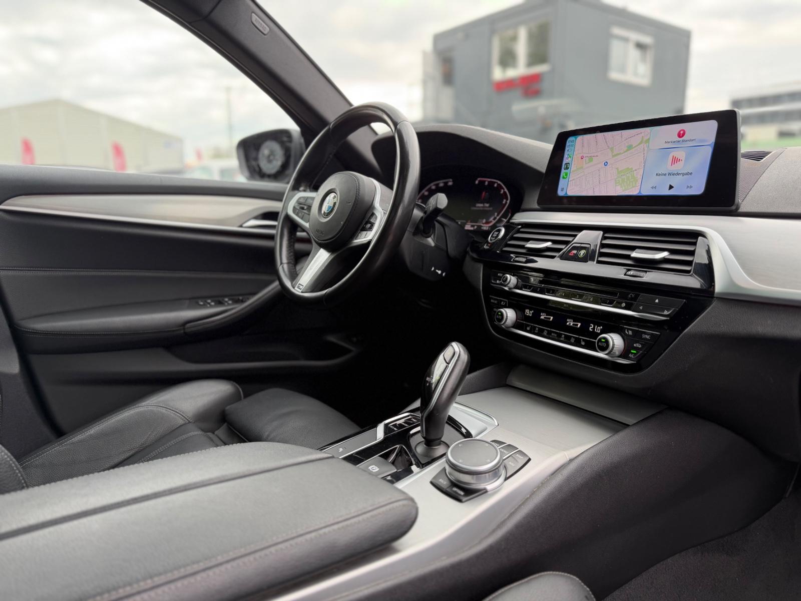 BMW 530d Touring*PANO*LEDER*HUD*LED*HIFI*APPLECAR*