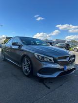 Mercedes-Benz CLA 200 AMG Line  Top gepflegt, unfallfrei - Mercedes-Benz CLA 200 Gebrauchtwagen in Stuttgart