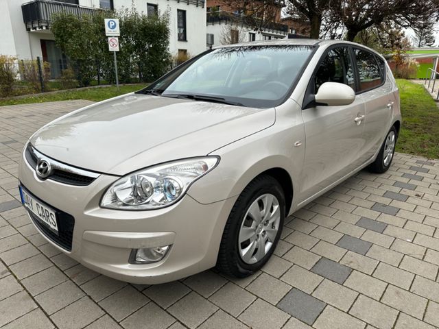 Hyundai i30 Comfort*2.HAND*Klima*AHK