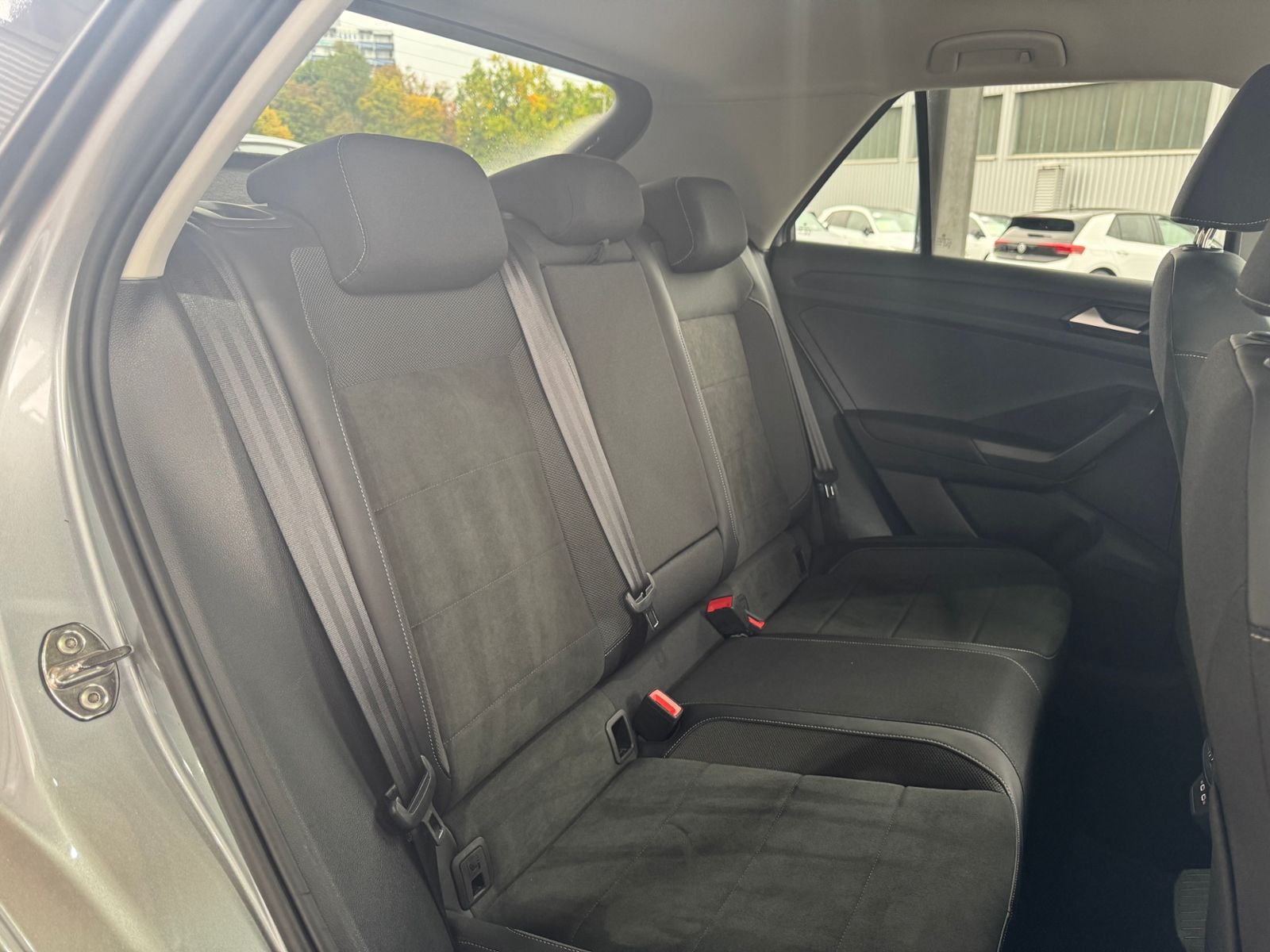 Volkswagen T-Roc - Bild 48