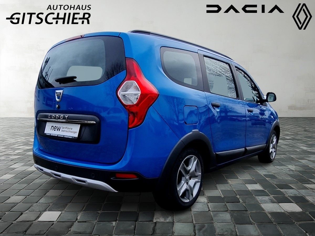 Fahrzeugabbildung Dacia Lodgy Stepway Plus TCe 130