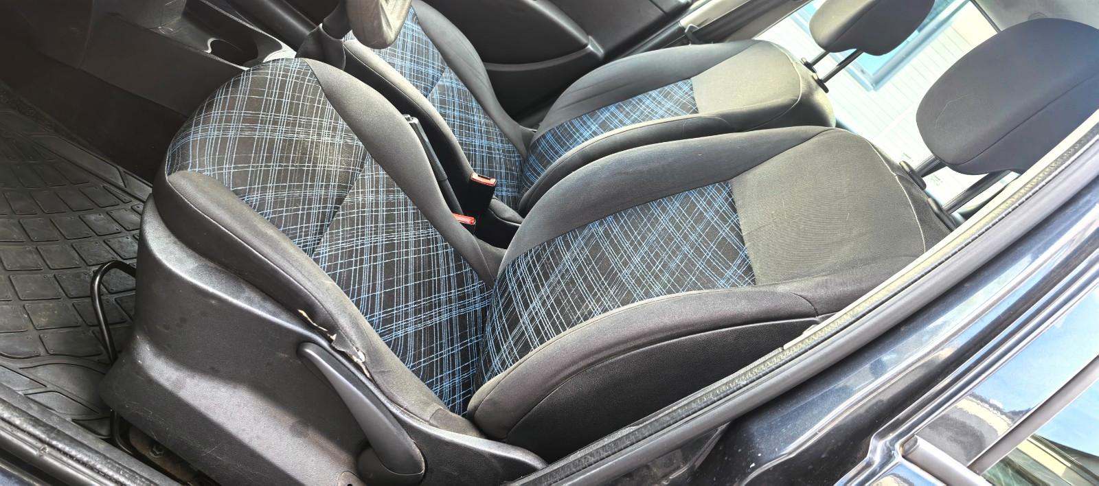Renault Clio 2009 — photo 23