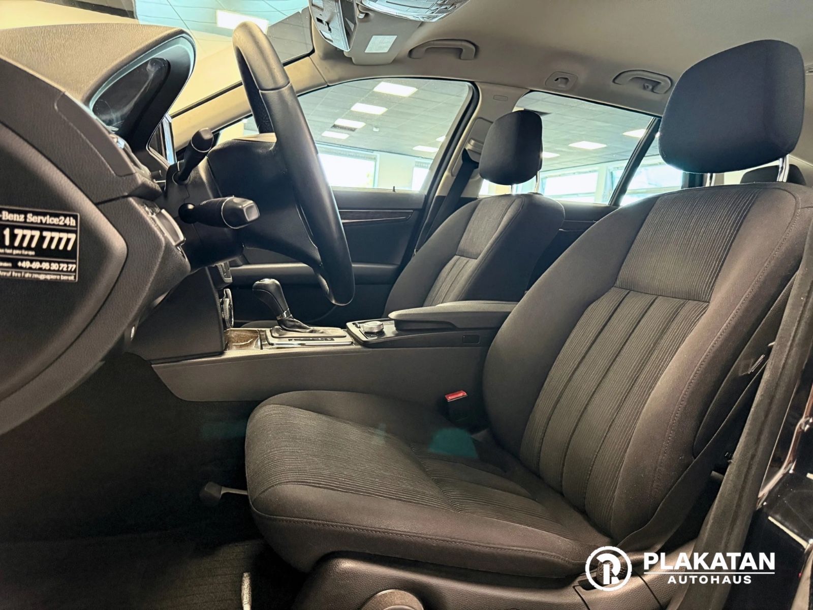 Fahrzeugabbildung Mercedes-Benz C 200 Kompressor Navi, Parksensoren, Service Neu