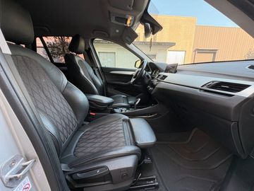 BMW X1 - 10
