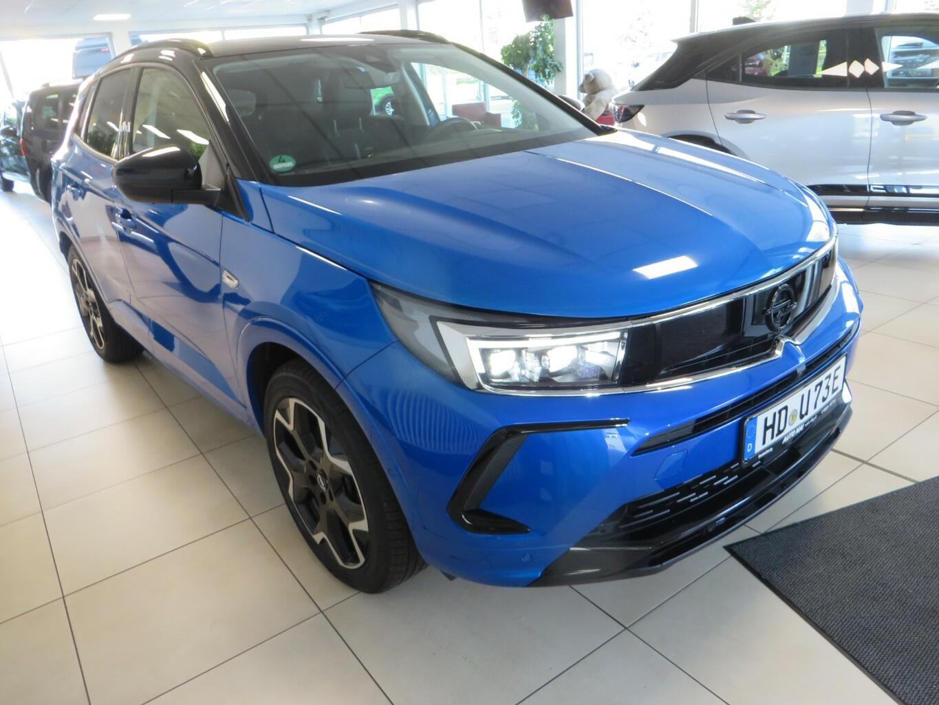 Opel Grandland GSe Plug-in Hybrid Allrad AHK