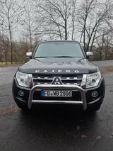 Mitsubishi Pajero 3,2 DI-D 4WD Edition 30 Automatik Edi... - Mitsubishi Pajero: 3.2