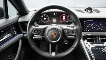 Porsche Panamera - 12