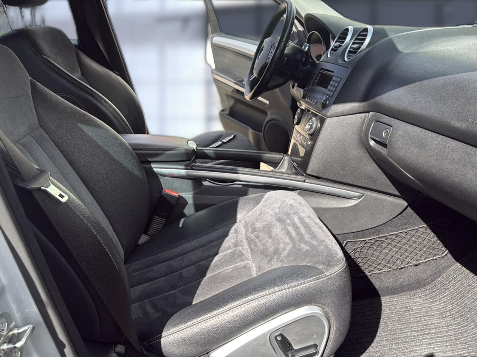 Fahrzeugabbildung Mercedes-Benz ML 280 CDI 4Matic/ AHK