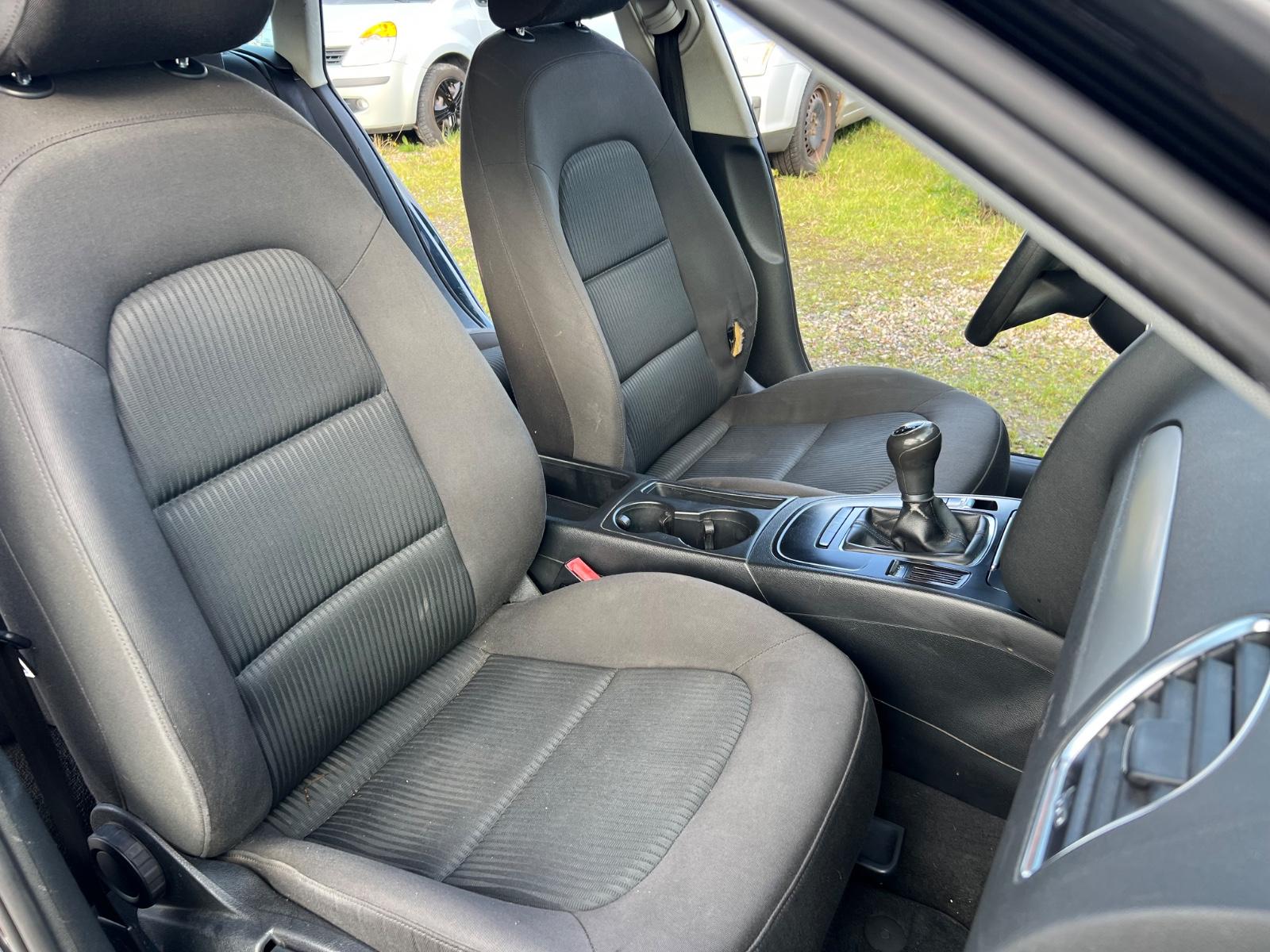 Audi A4 2011 — photo 37