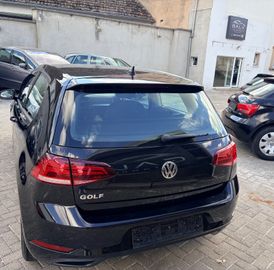Volkswagen Golf - 4
