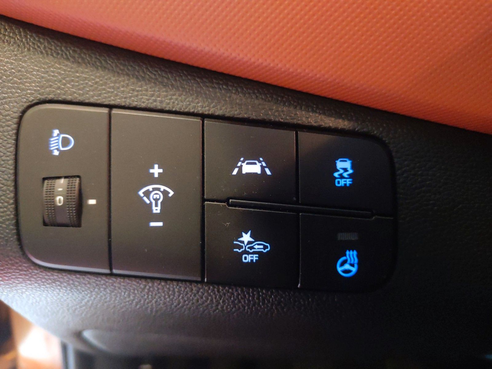 Fahrzeugabbildung Hyundai i10 Style ! PDC ! beh. LR ! Schiebedach ! VOLL !