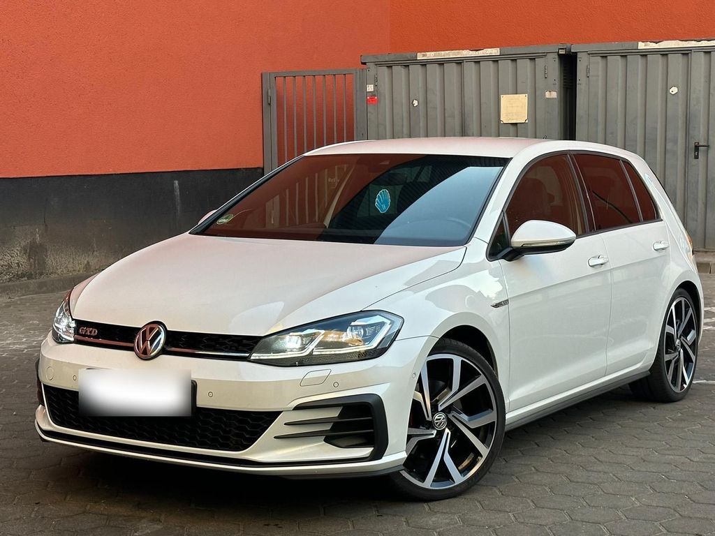 Image of Volkswagen Golf