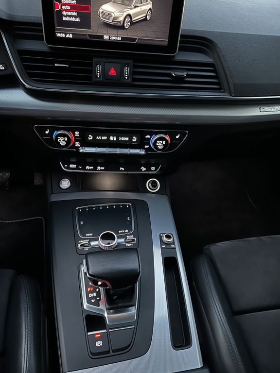 Image of Audi Q5