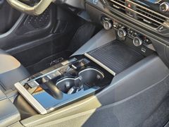 Fahrzeugabbildung C5X Shine 1.6 PureTech 180 EU6d